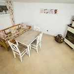 Bed & Breakfast Izbica Parking, Jacuzzi, Sauna Gratis