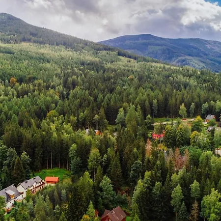 Alojamento de Acomodação e Pequeno-almoço Izbica Karpacz