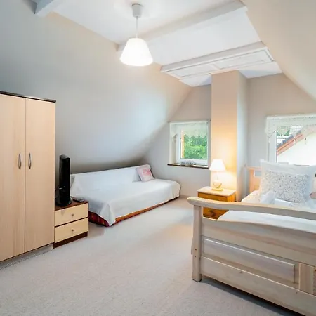 Izbica Alojamento de Acomodação e Pequeno-almoço Karpacz