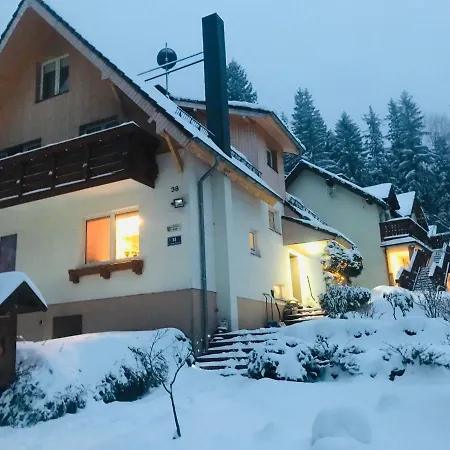 Alojamento de Acomodação e Pequeno-almoço Izbica Karpacz