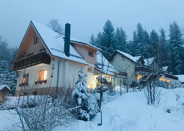 Izbica Parking, Jacuzzi, Sauna Gratis Couette-café