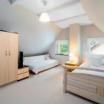Izbica Parking, Jacuzzi, Sauna Gratis 住宿加早餐酒店 卡尔帕奇