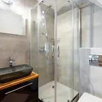 Izbica Parking, Jacuzzi, Sauna Gratis 3* 卡尔帕奇
