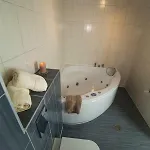 住宿加早餐酒店 Izbica Parking, Jacuzzi, Sauna Gratis 3*