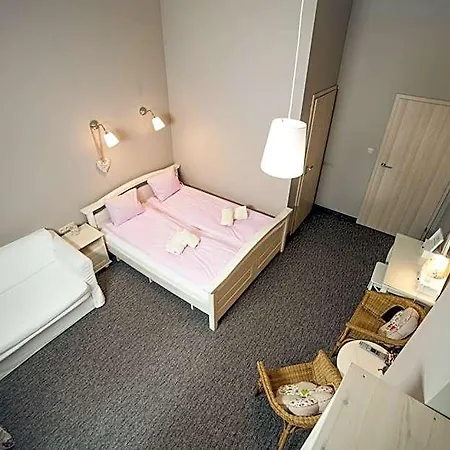Izbica Parking, Jacuzzi, Sauna Gratis Panzió
