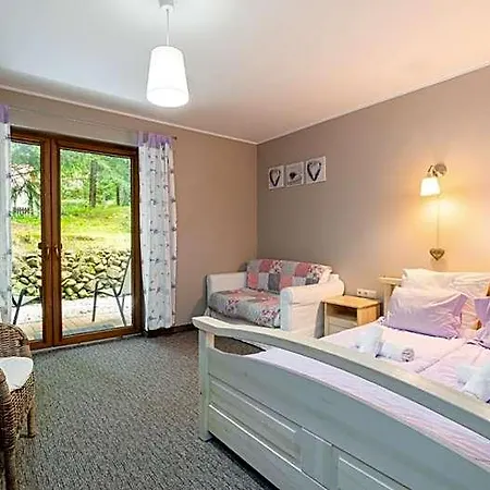 Izbica Parking, Jacuzzi, Sauna Gratis Bed & Breakfast 4*