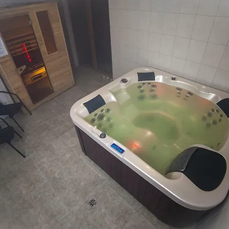 Izbica Parking, Jacuzzi, Sauna Gratis 4* Карпач
